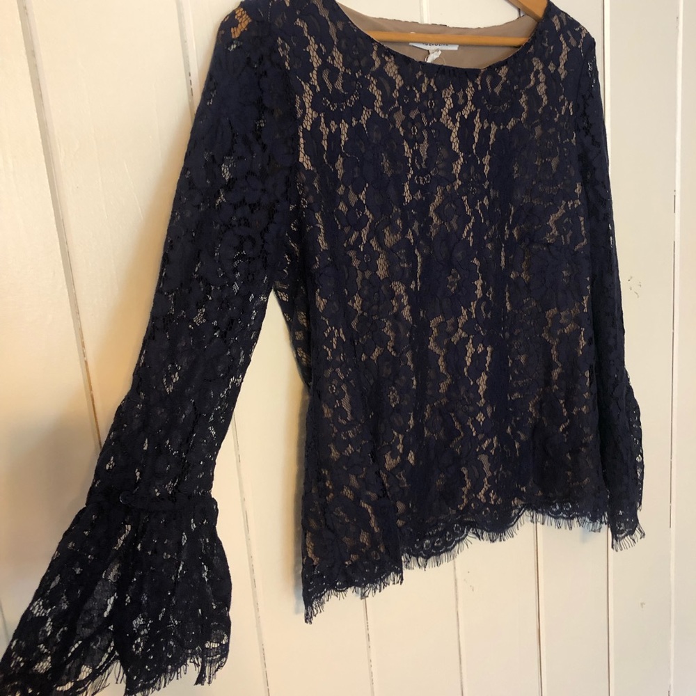 NWT Rose & Olive Lace top